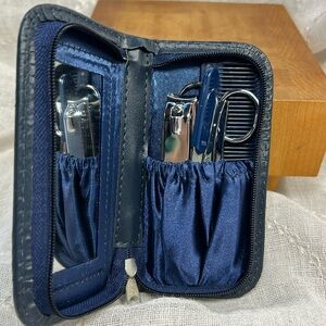 NEW grooming tools kit
